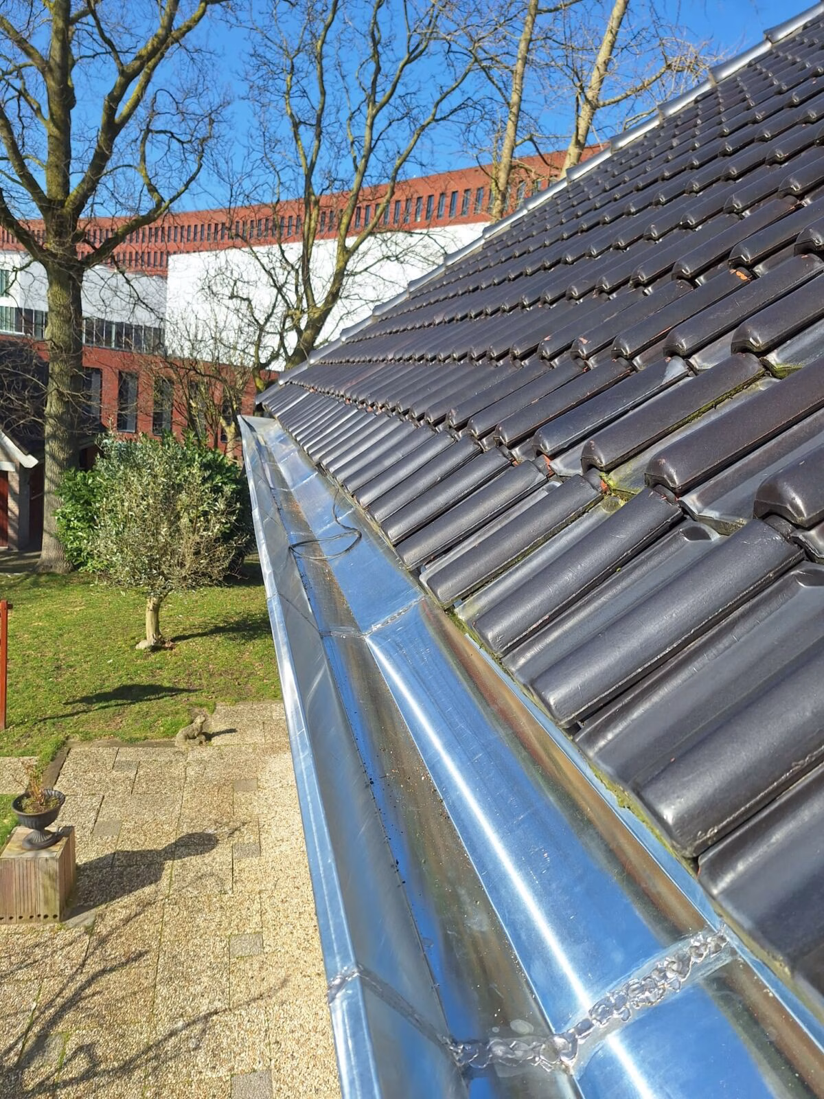 Zinken dakgoten laten uitvoeren in Groot-Ammers